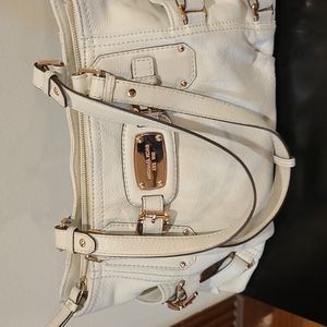 A woman's  bag